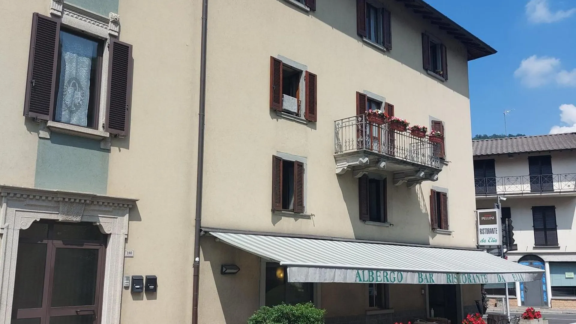 Albergo Ristorante Da Elia Sant'Omobono Terme Hotel
