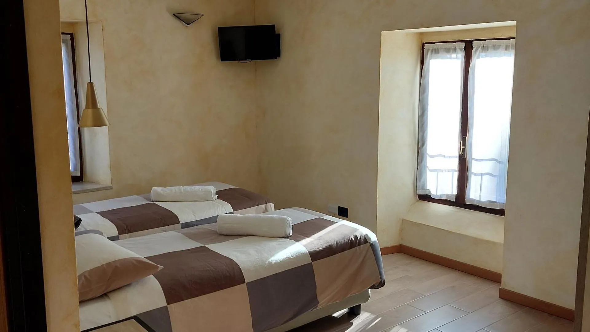 Albergo Ristorante Da Elia Sant'Omobono Terme Italia