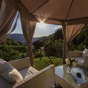 La Villa&spa Bed & Breakfast